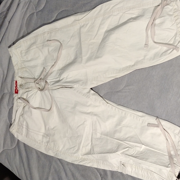 Unionbay SZ 9 LIGHT CREAM KHAKI CAPRI - Picture 1 of 6
